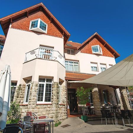 Hotel Harrison Etxea Amorebieta-Etxano Exterior foto